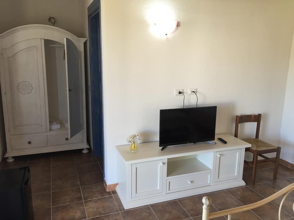 Agriturismo Mieleamaro Villa Olbia Luaran gambar