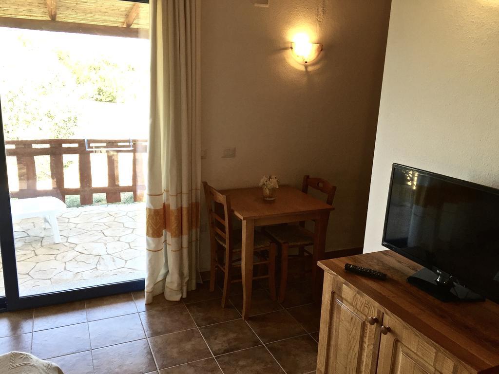Agriturismo Mieleamaro Villa Olbia Luaran gambar