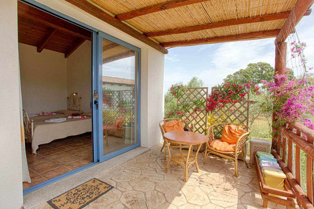 Agriturismo Mieleamaro Villa Olbia Luaran gambar