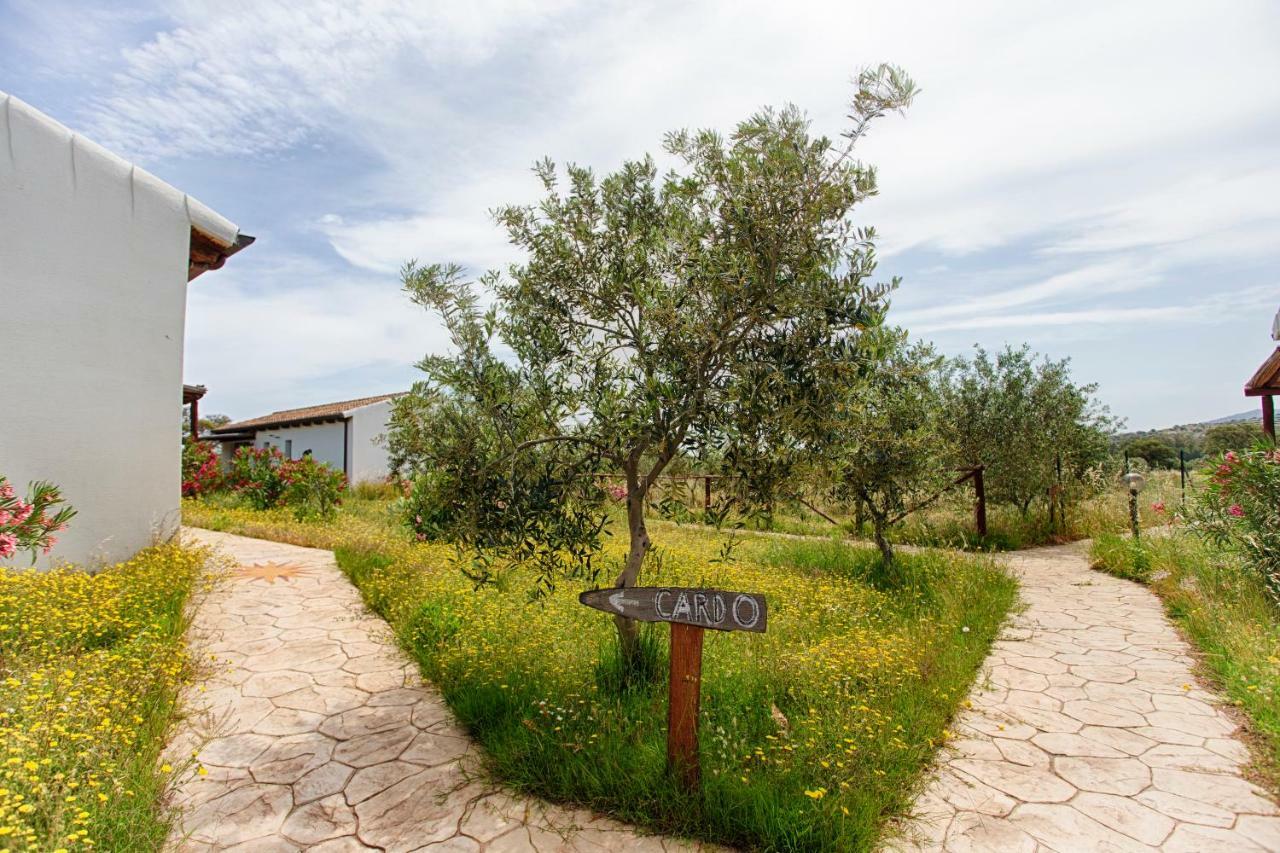 Agriturismo Mieleamaro Villa Olbia Luaran gambar